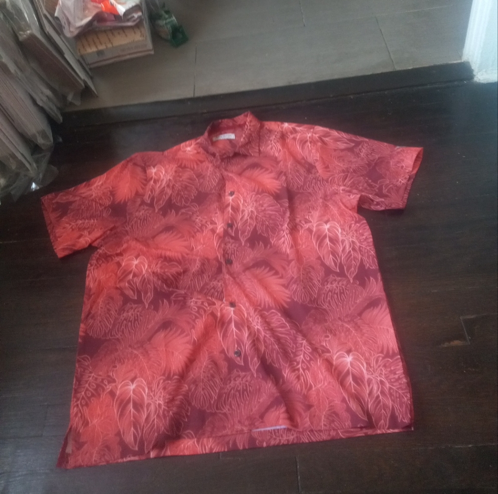 Tommy Bahama The Bahama Coast SZ XL Chili Pepper Color Tropical Print Luminescen
